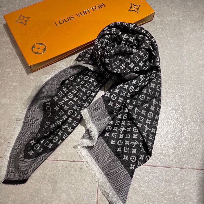 Louis Vuitton Scarf